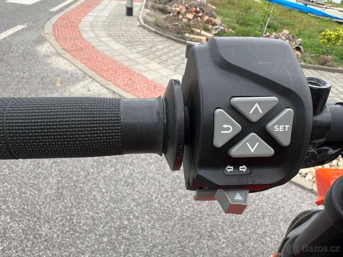 Prodám KTM 125 DUKE - 8