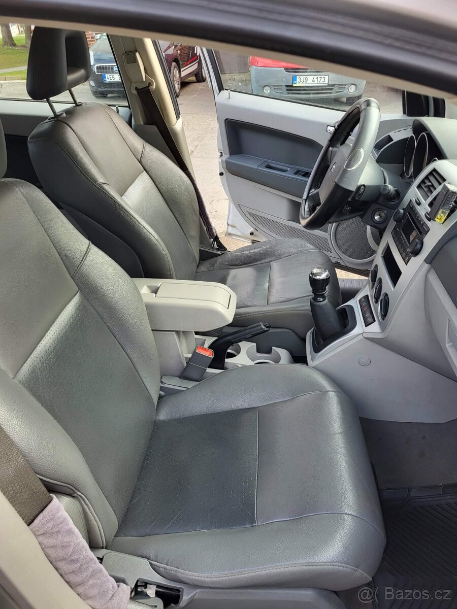 Dodge CALIBER 2.0 CRDi - 8