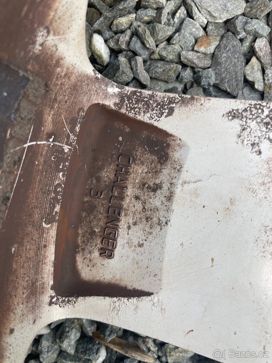 Alu kola Peugeot - 8