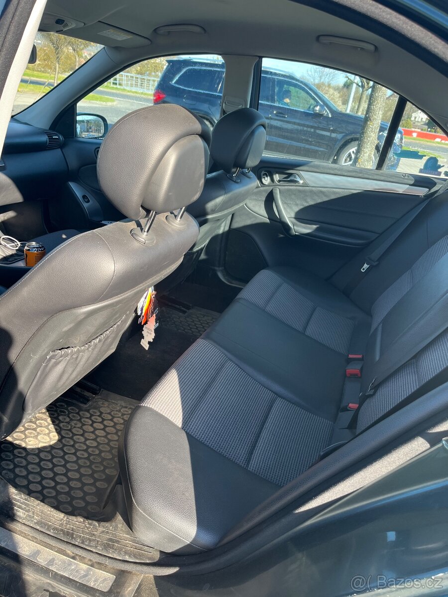 Mercedes w203 c220 - 8