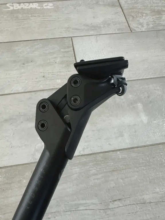 Odpružená sedlovka REDSHIFT - 8