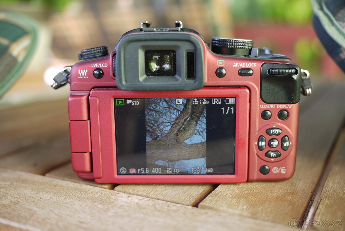 Fotoaparát Panasonic G - 2 + příslušenství... - 8