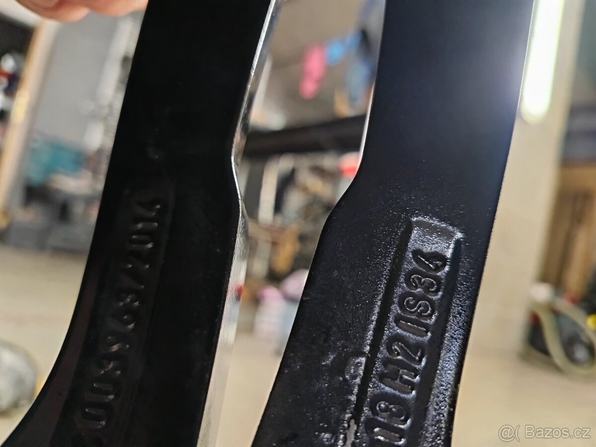 BMW 5x120 18 M- packet - dvourozměrné - 8