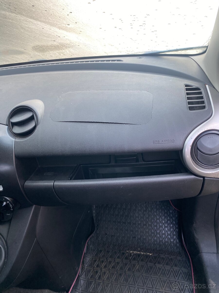 Mazda 2 1.3 - STK 2027 - 8