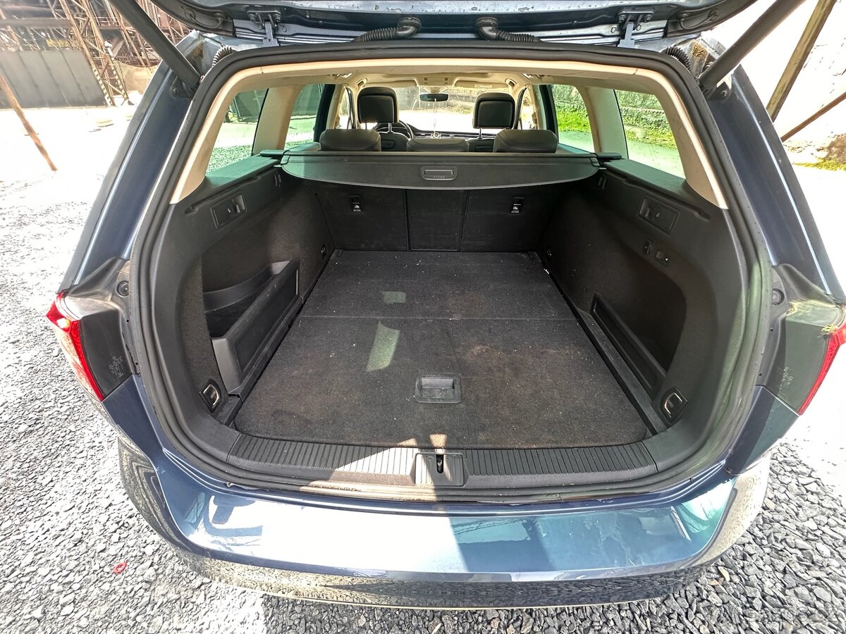 VW Passat B8 Variant 4Motion - 8