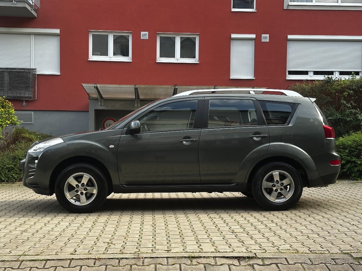 Peugeot 4007 2.2 HDi 4x4 SUV 7 míst Kůže Navi Tažné 2 tuny - 8