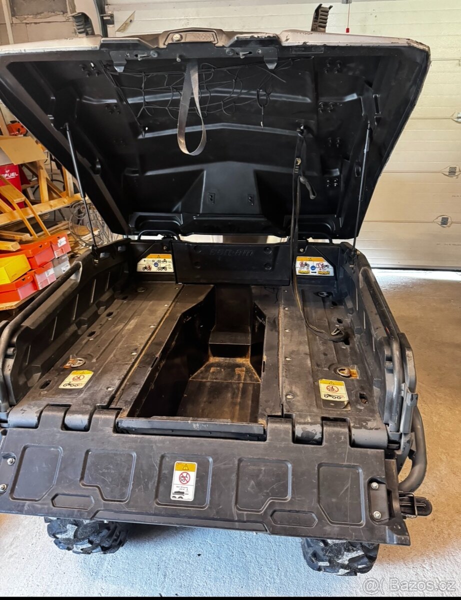 Can-Am Outlander 6x6 r.v.2014 - 8