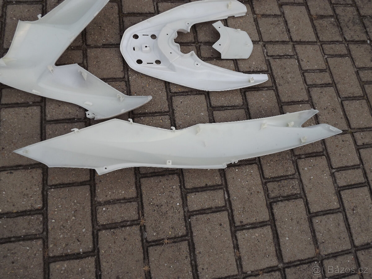 Honda PCX 125 rok 2016 - nové lakované plasty. - 8