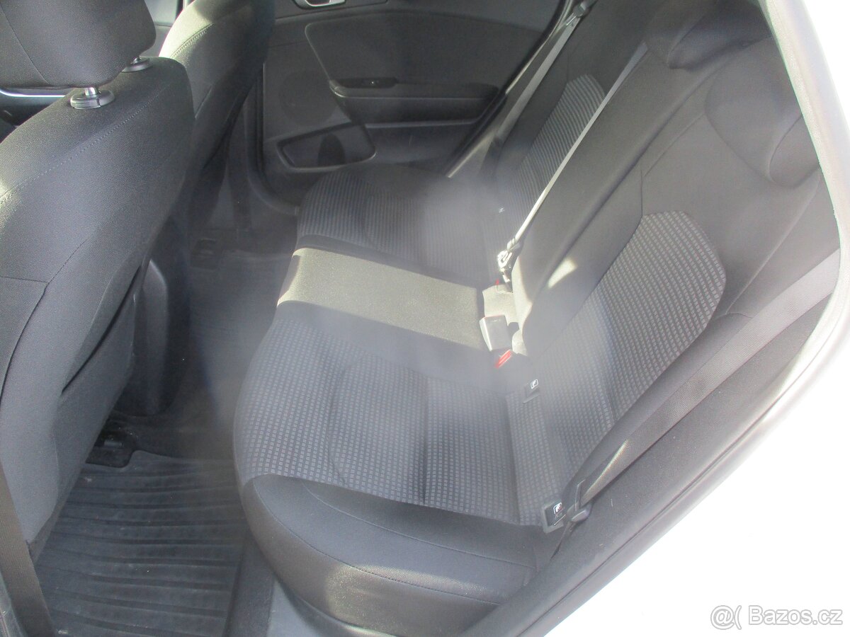 Kia Ceed 1,6 CRDi 85kw Tažné Vyhř.sed, CZauto 11/2019 - 8