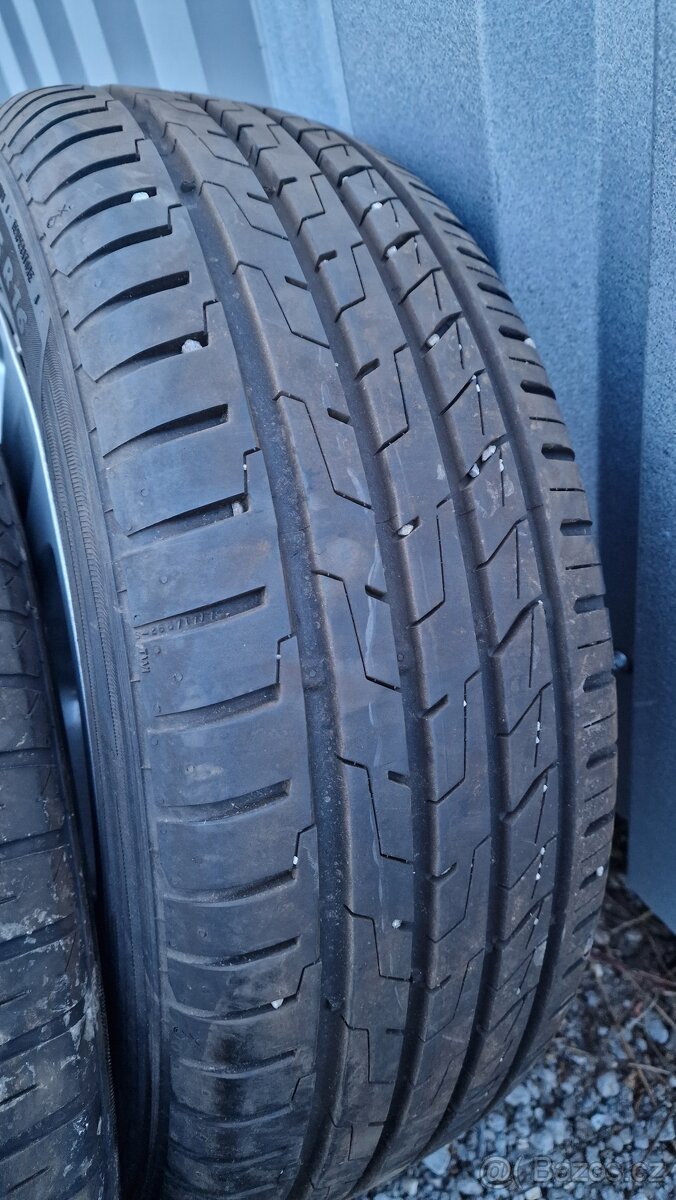 Zánovní sada pneu 205/55/R16 - 8