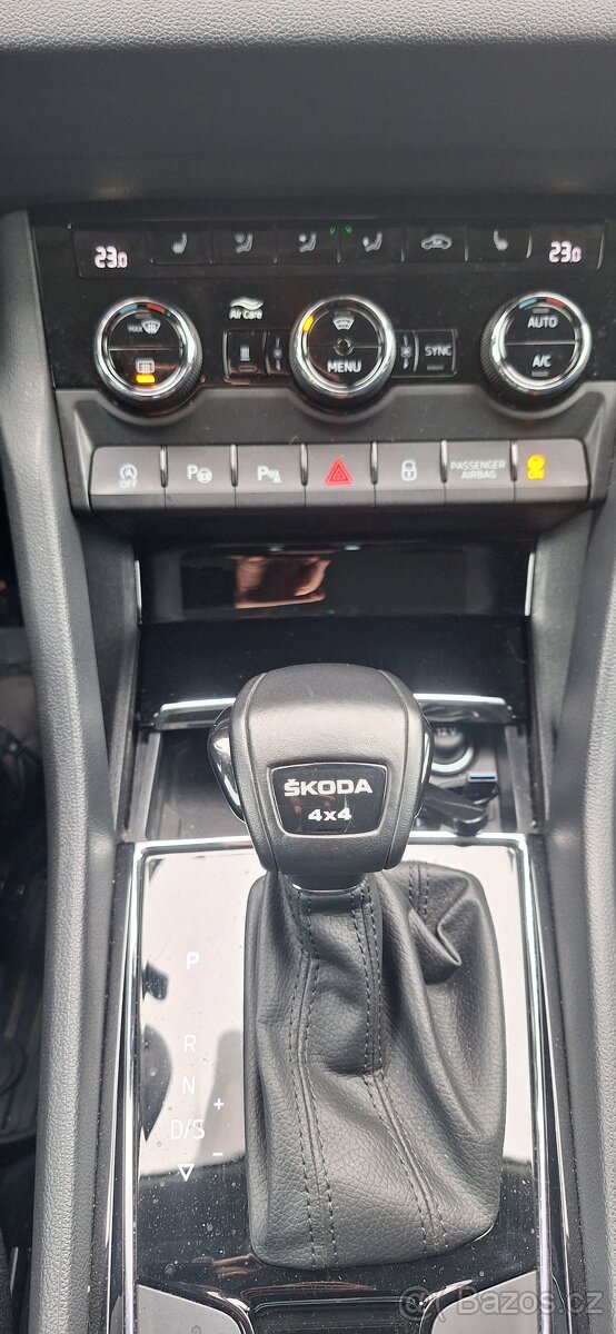 Škoda Karoq 2,0tdi 4x4 EXCLUSIVE 2024 - 8