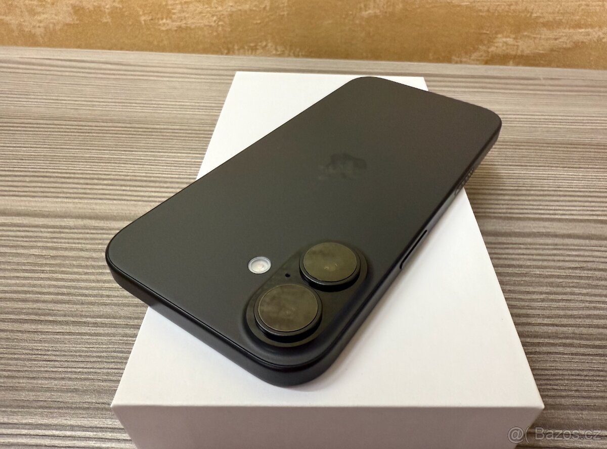 Apple iPhone 16 128GB černý TOP apple záruka, 100% baterie - 8
