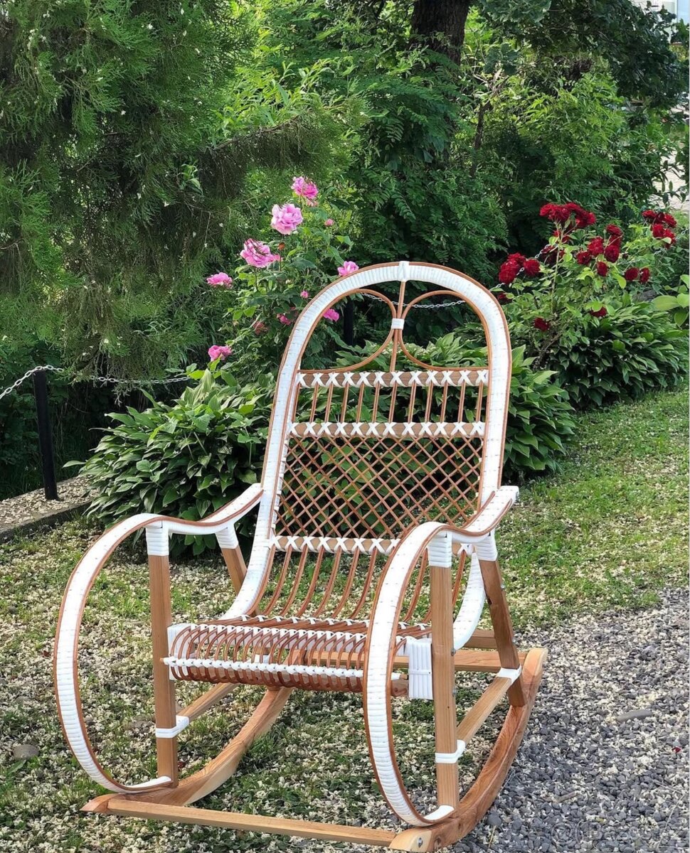 Houpací proutěné křeslo - 8