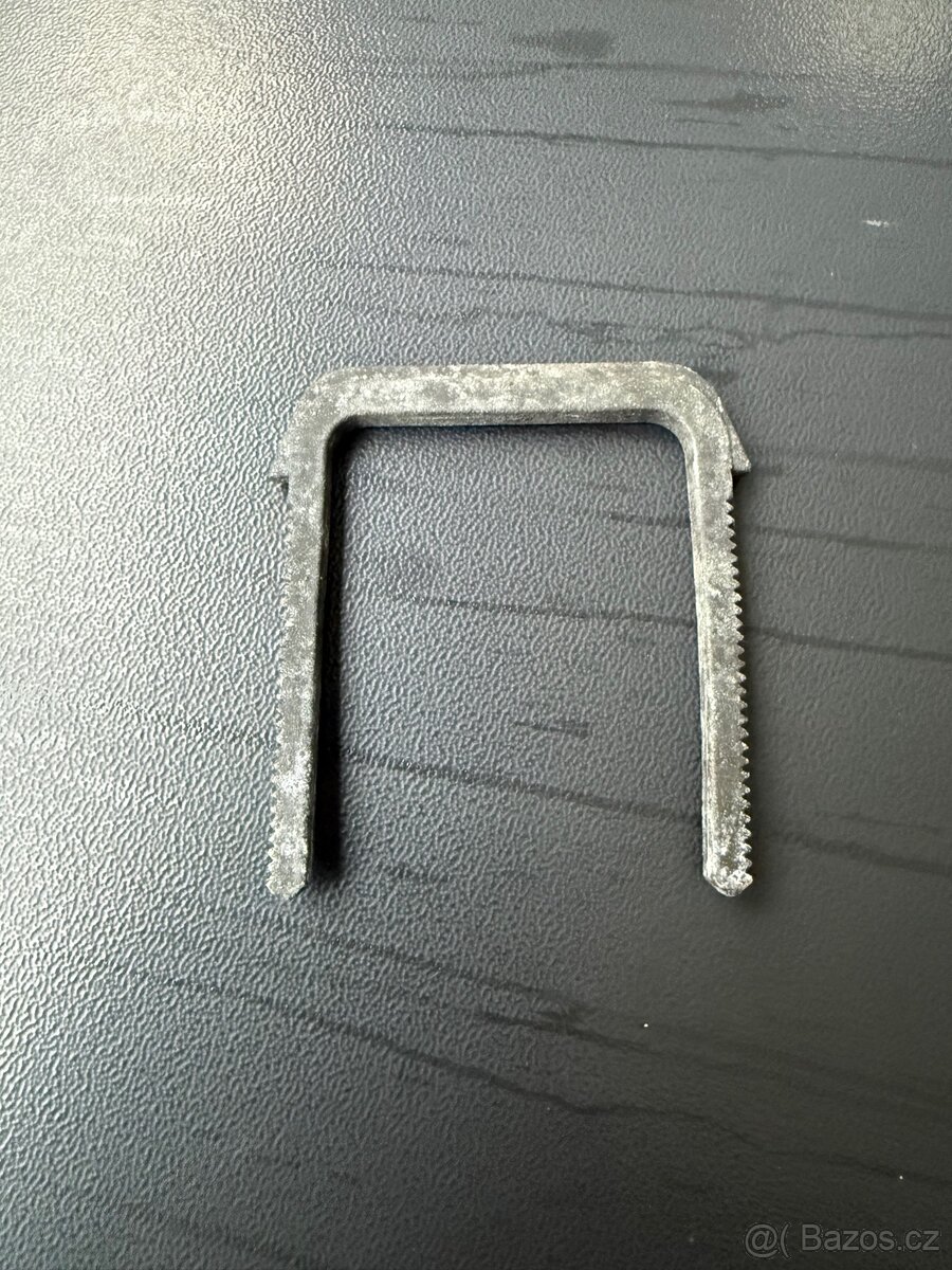 THULE střešní box na lyže - 8