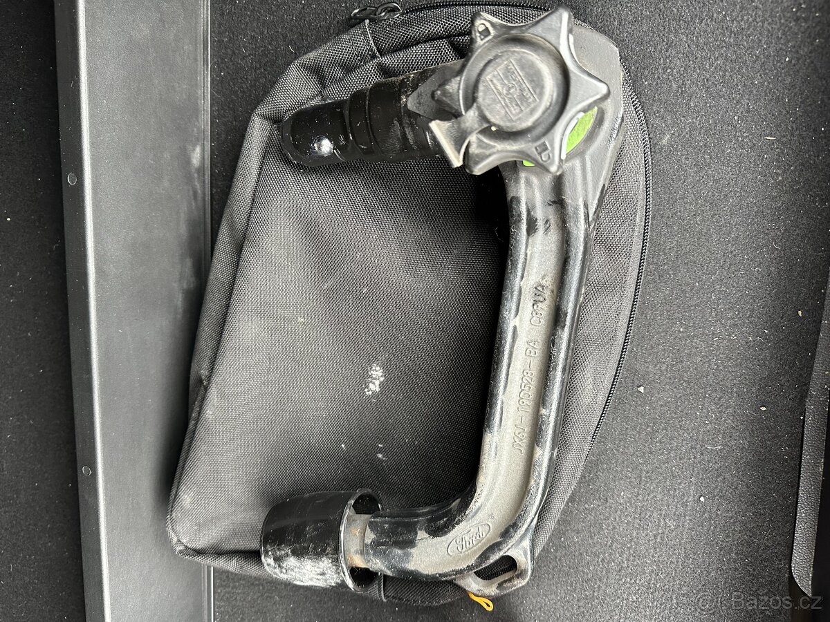 Ford Focus kombi nájezd 72000km - 8