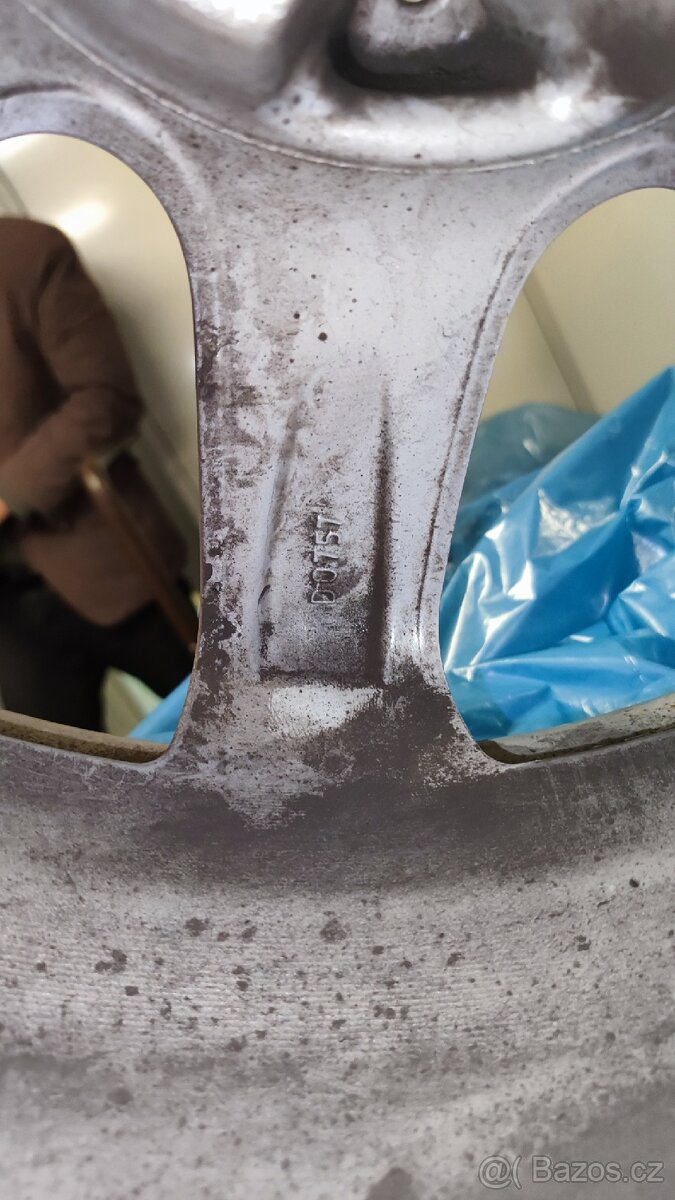 ALU kola 225/50 r17 - 8