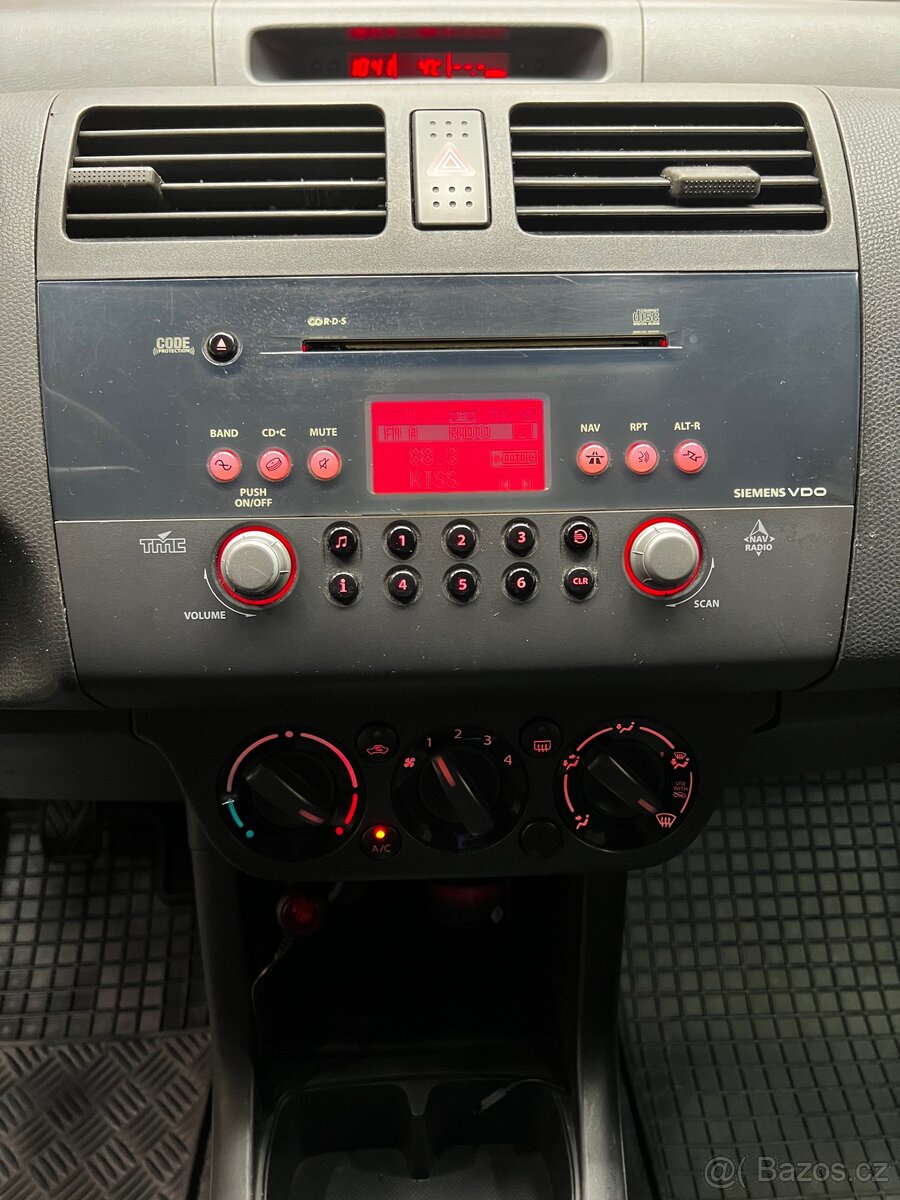 Suzuki Swift - 8