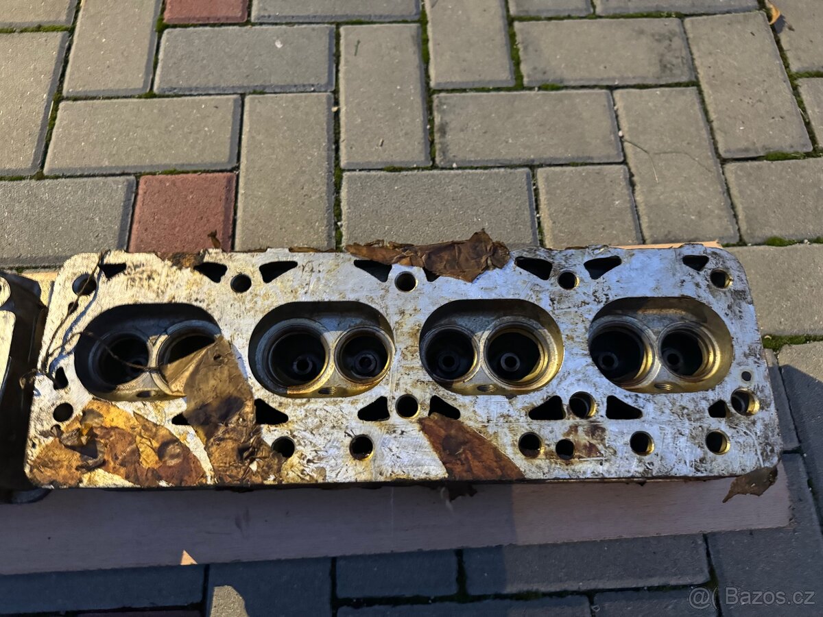 Volha Gaz 24, nová originální hlava motoru - 8