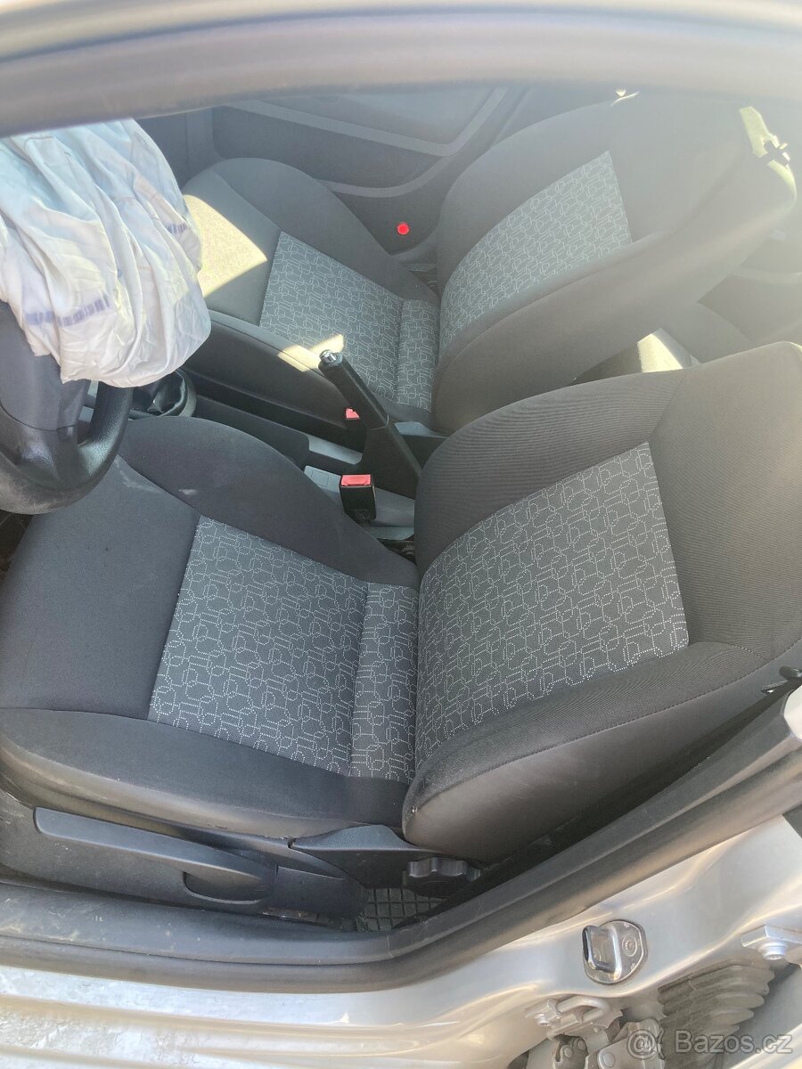 Díly Seat Cordoba 1,4l 63kw rv:2006 - 8