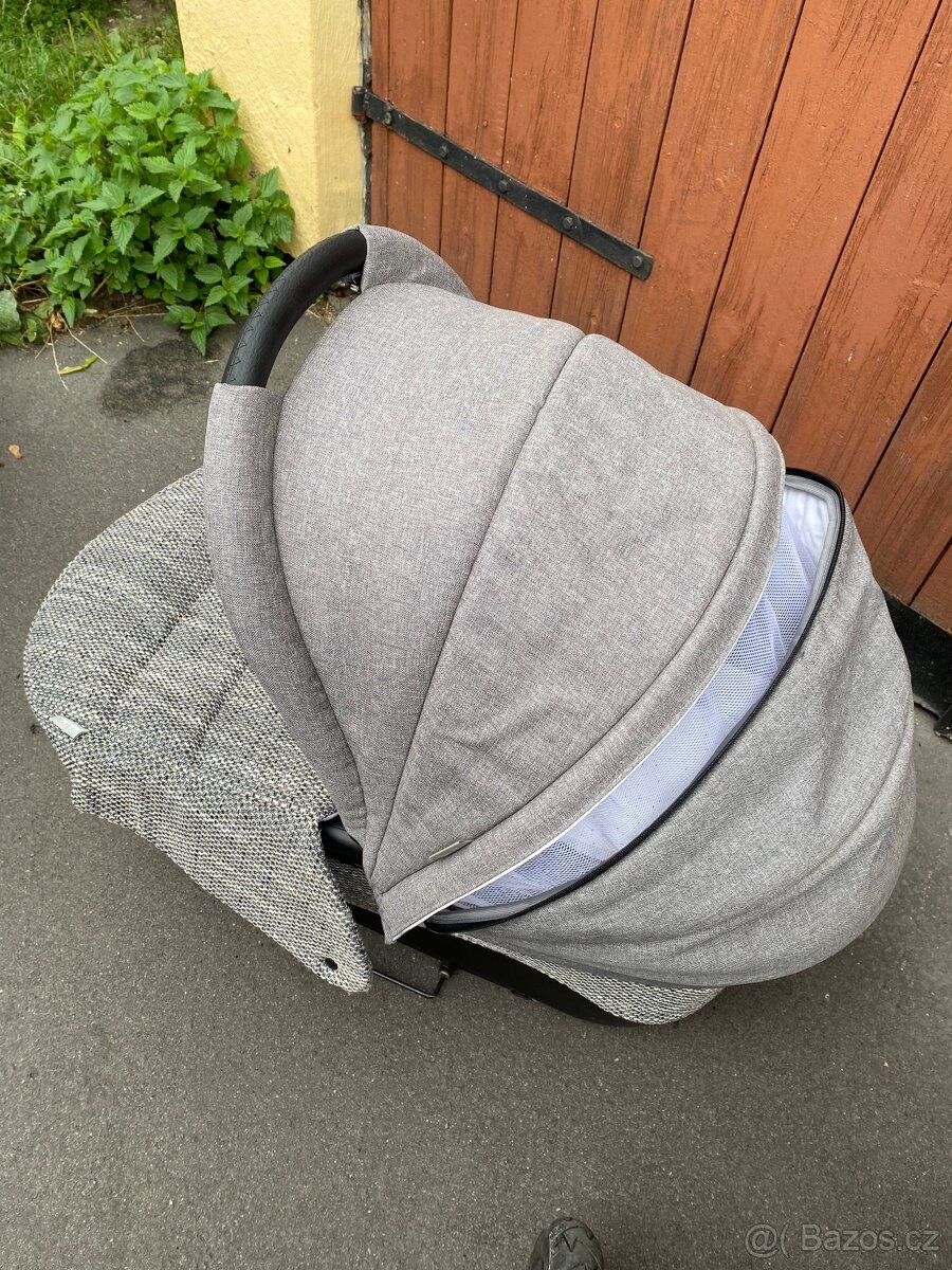 Kočárek 2v1 nebo 3v1 Baby Merc Zippy Q - 8