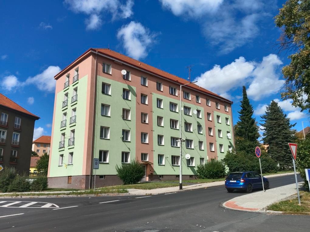 Dlouhodobý pronájem bytu 2+1 v OV 52m2 Sokolovská - Sokolov - 8