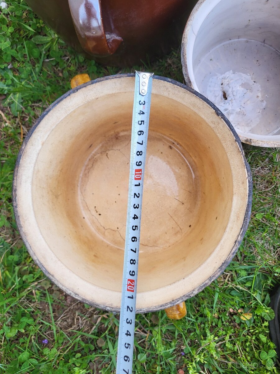 Staré kameninové nádoby - 8