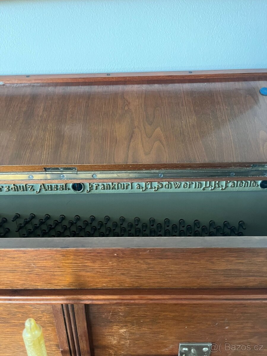 Historické piano August Förster - 8