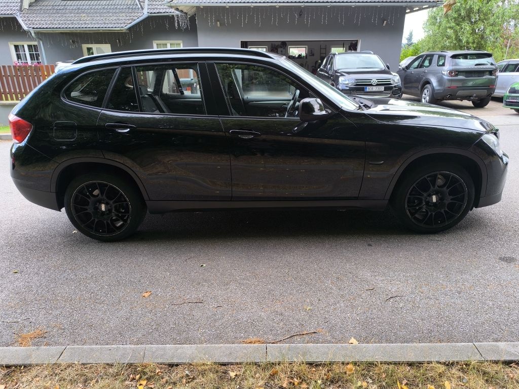 BMW X1 2,0i sDRIVE - 8