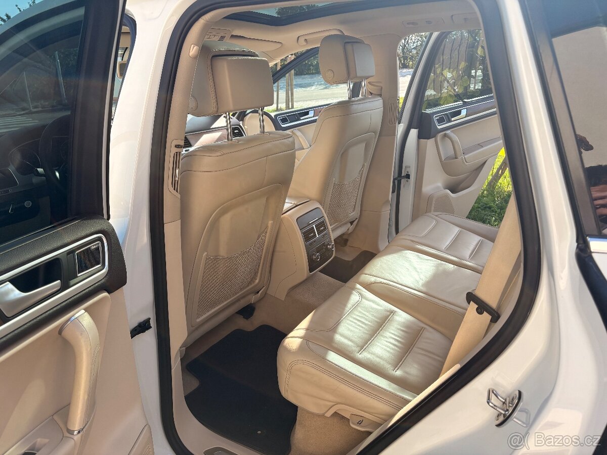 Touareg 3.0 TDi R-line Terrain-Tech - 8