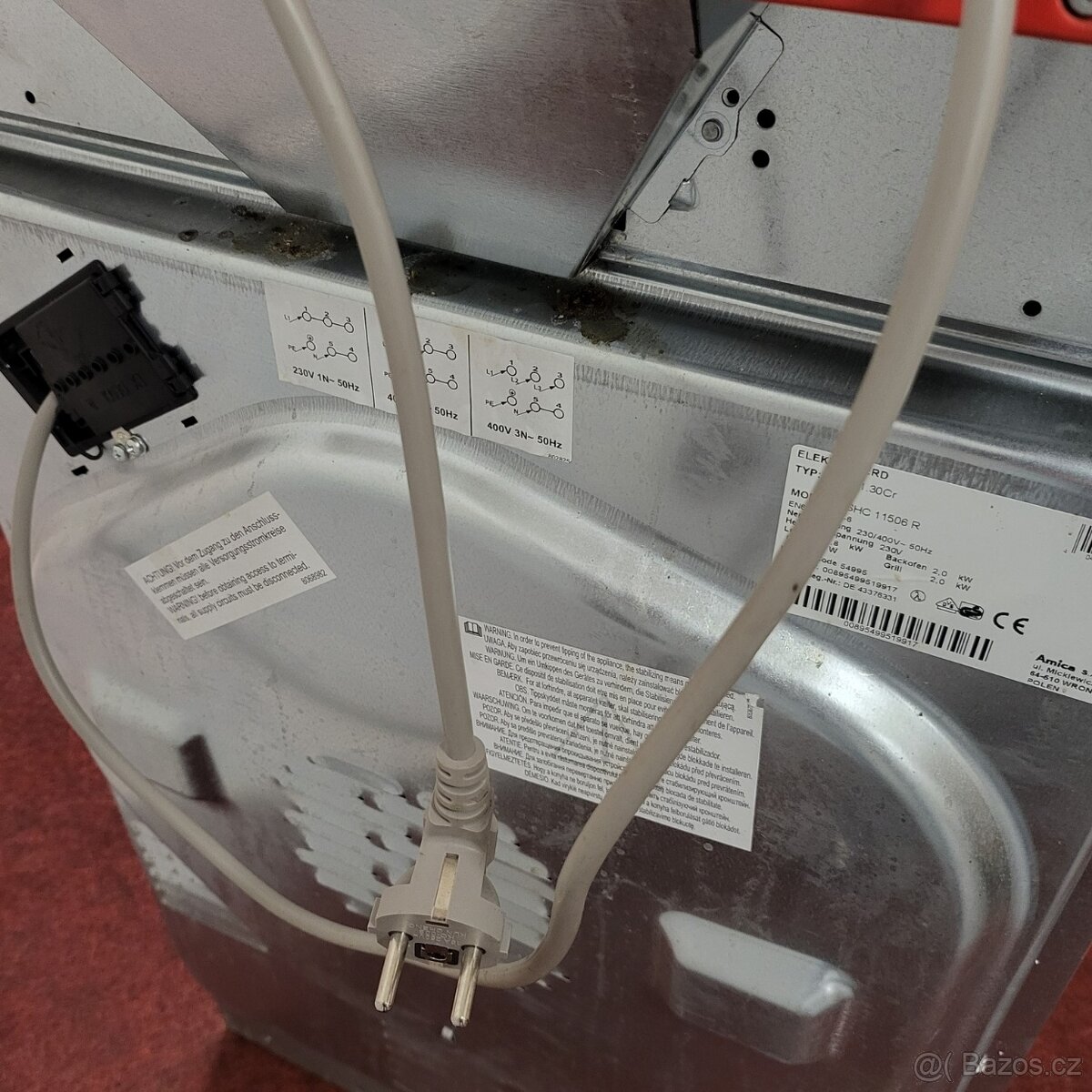 ČERVENÝ sklokeramický sporák Amica - 8