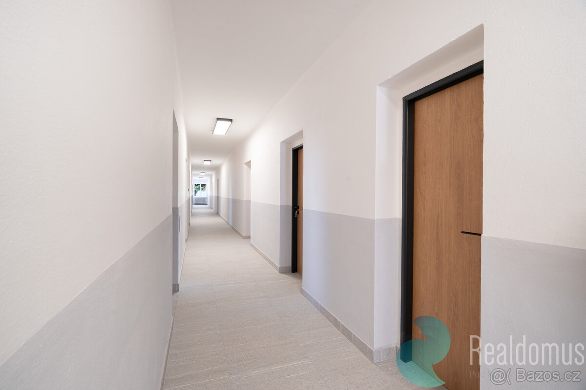 Pronájem, administrativní budovy, Školní ul., České Budějovi - 8