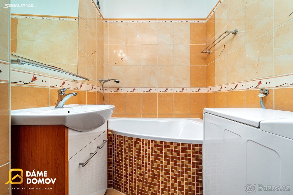Prodej bytu 3+1 72 m², Zlín, ev.č. 14383 - 8