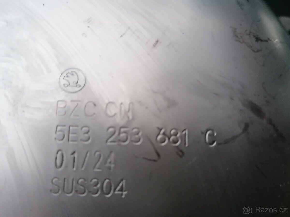 Koncovky výfuku Škoda Octavia IV RS - 8