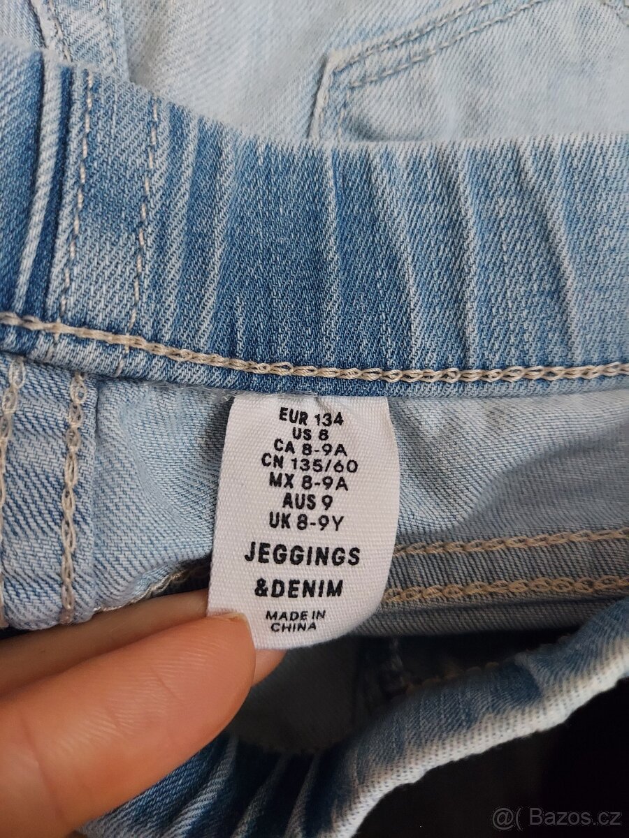 Set letního chlapeckého oblečení 122/128 - 8