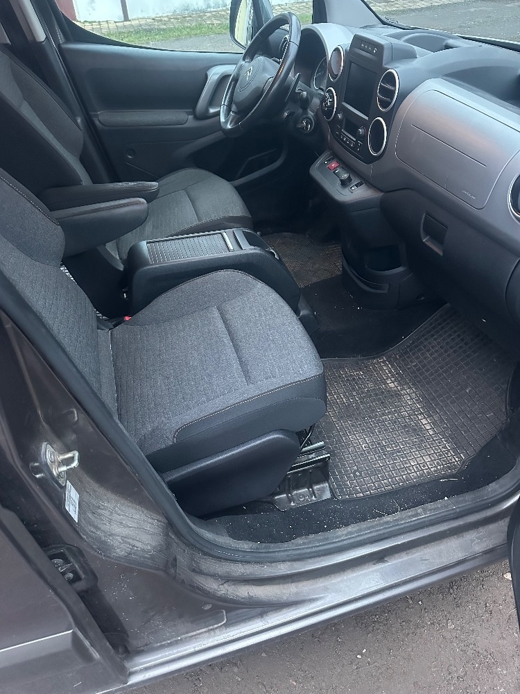 Prodám citroen Berlingo 1.6 Hdi "nové Adblue a alternátor" - 8