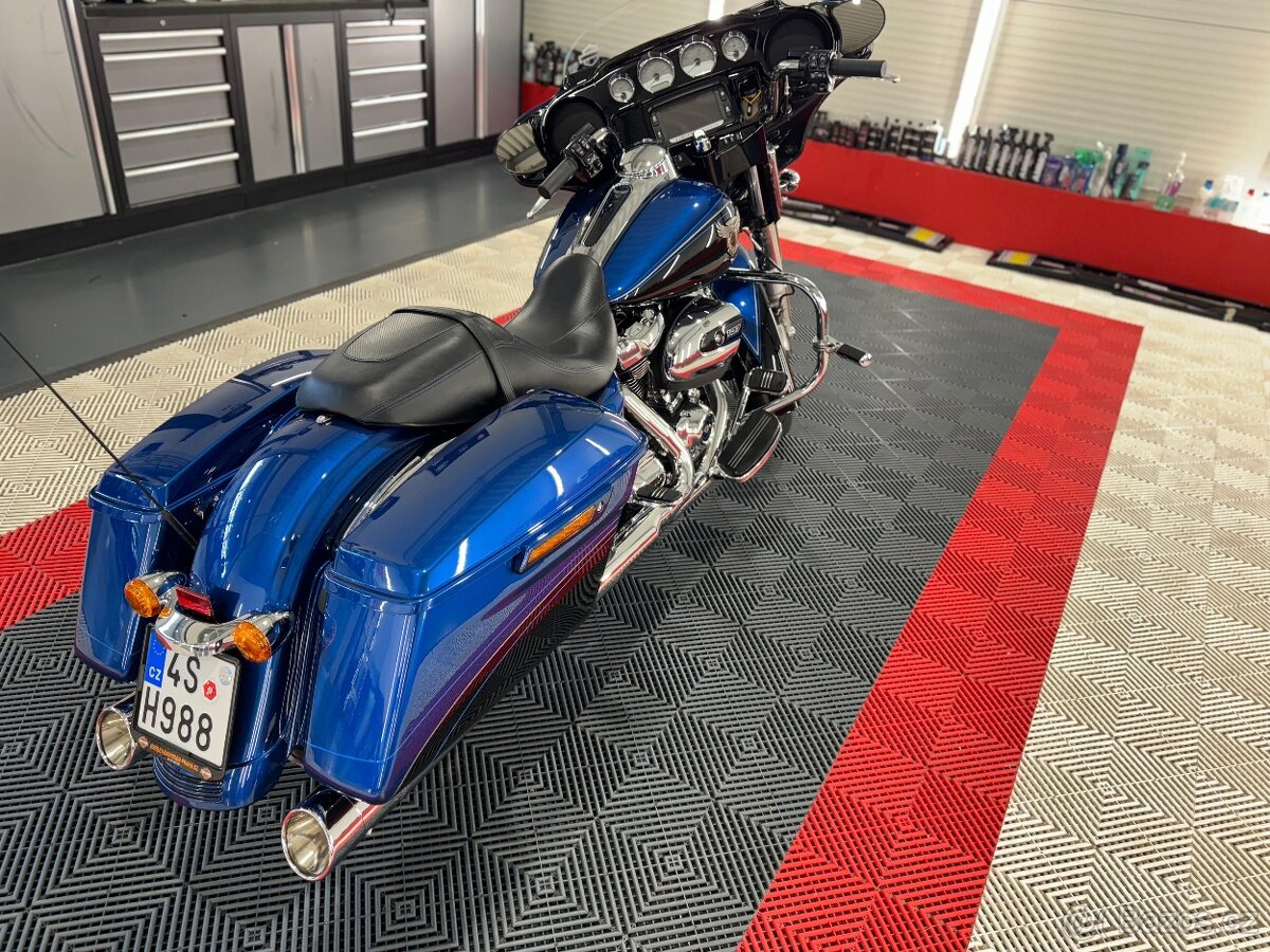 Harley Davidson Street Glide 115A - 8