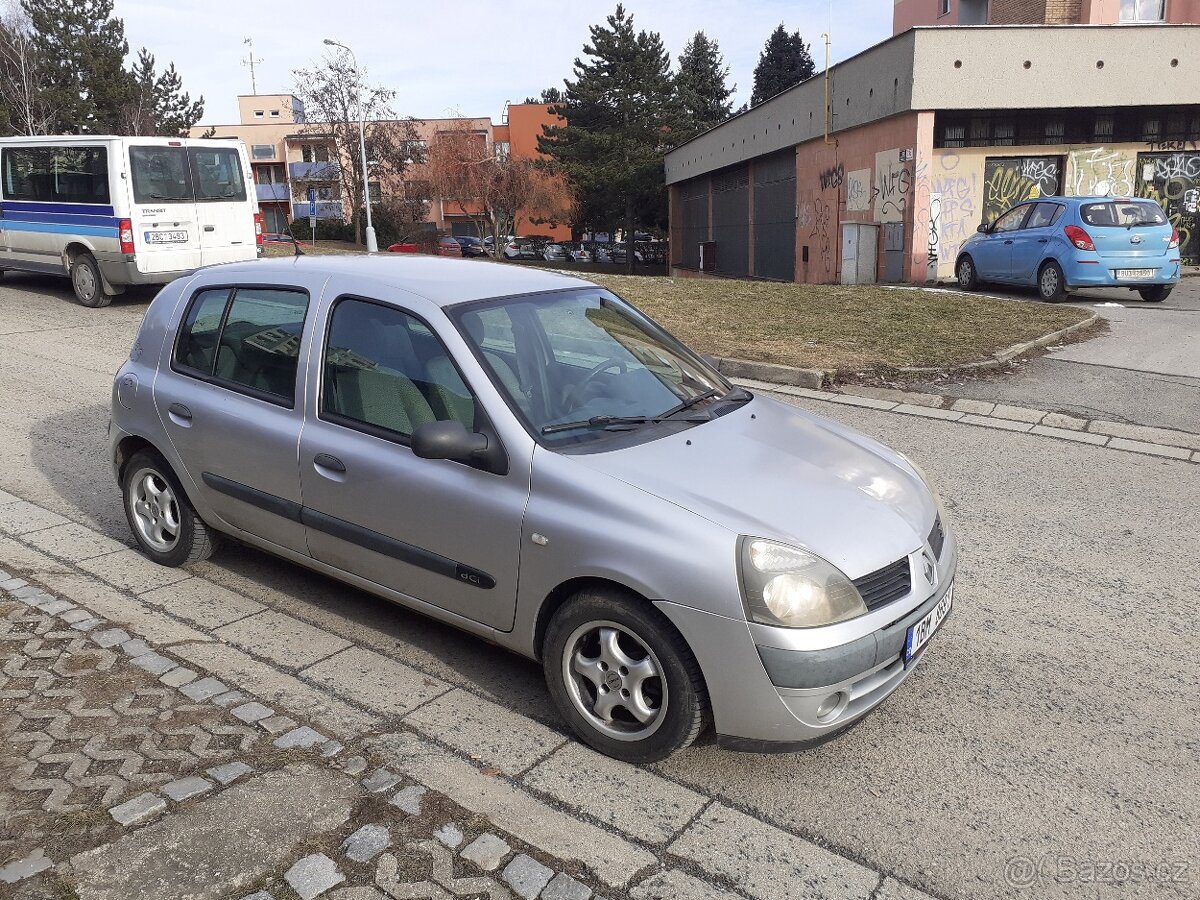 Renault Clio 1.5dci - 8