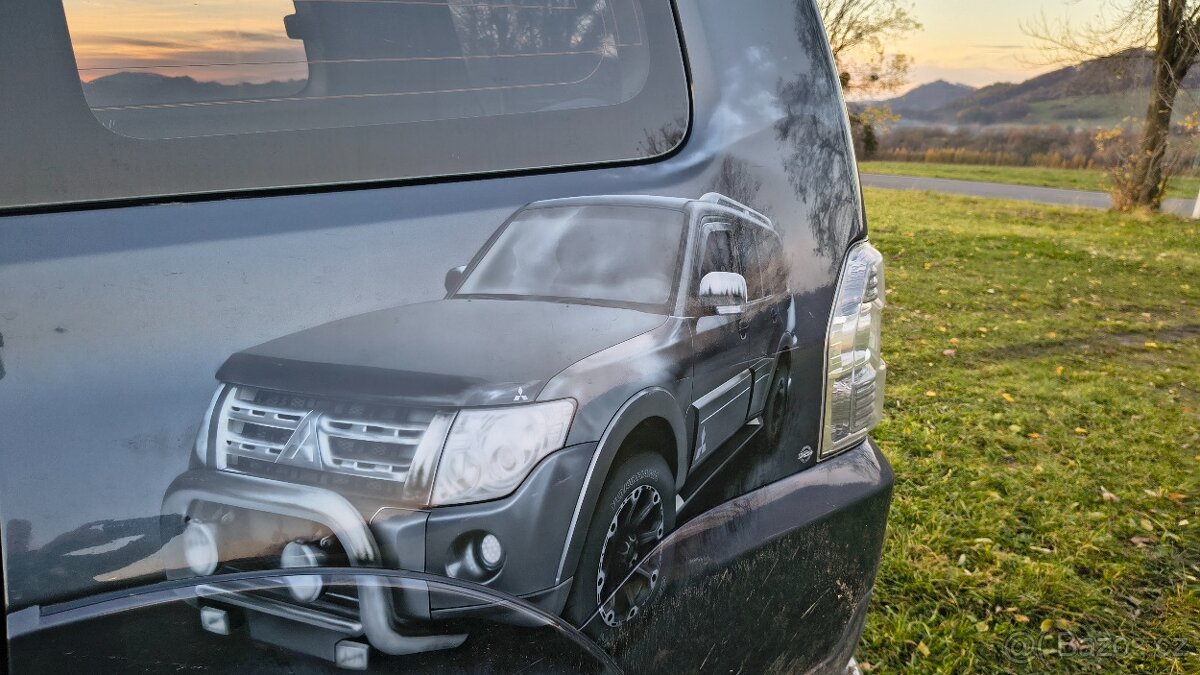 Mitsubishi Pajero 3,2 DiD,2008vyrobeno,v provozu od 2010 - 8