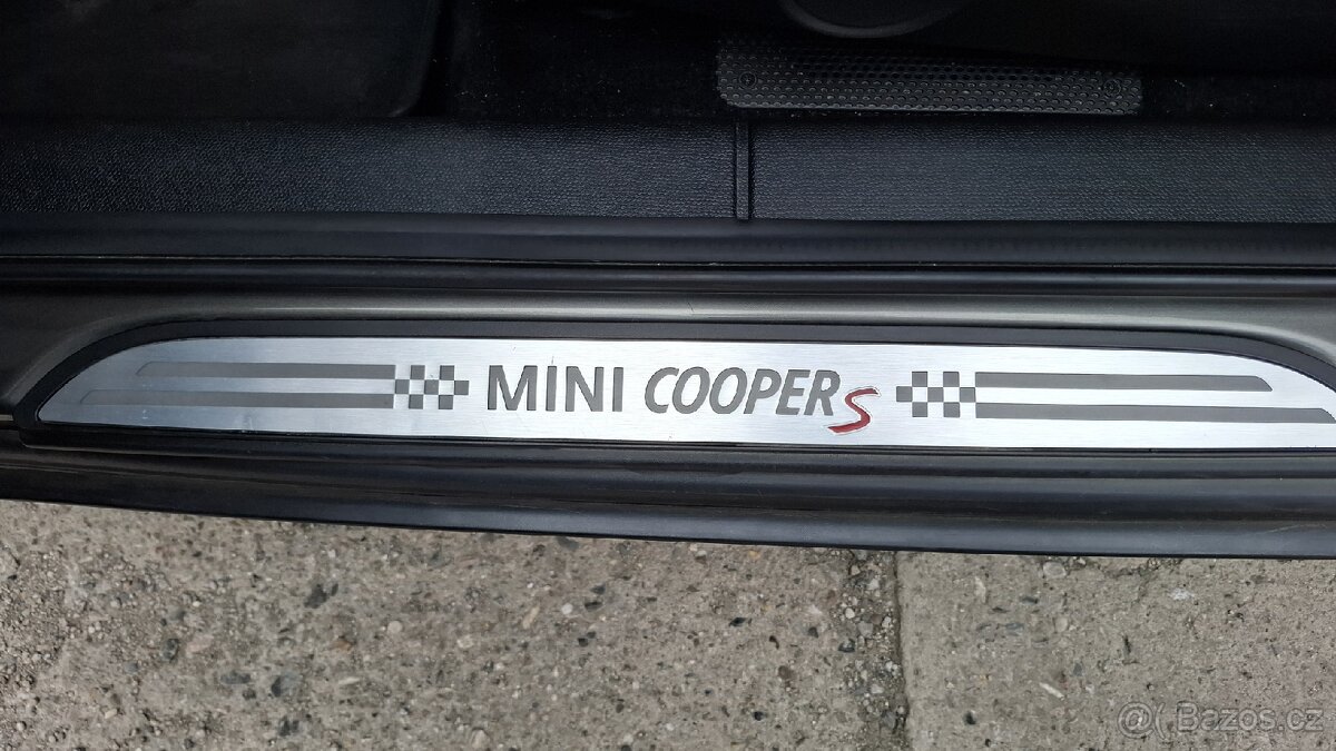 Mini Cooper S Paceman - 8