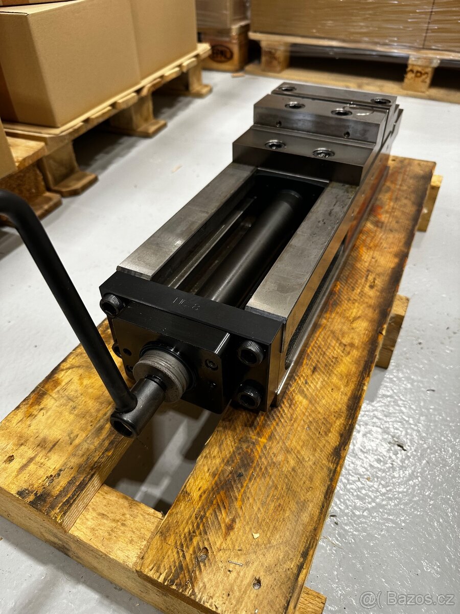 Hydraulický vysokotlaký svěrák Allmatic NC8 160 - 8