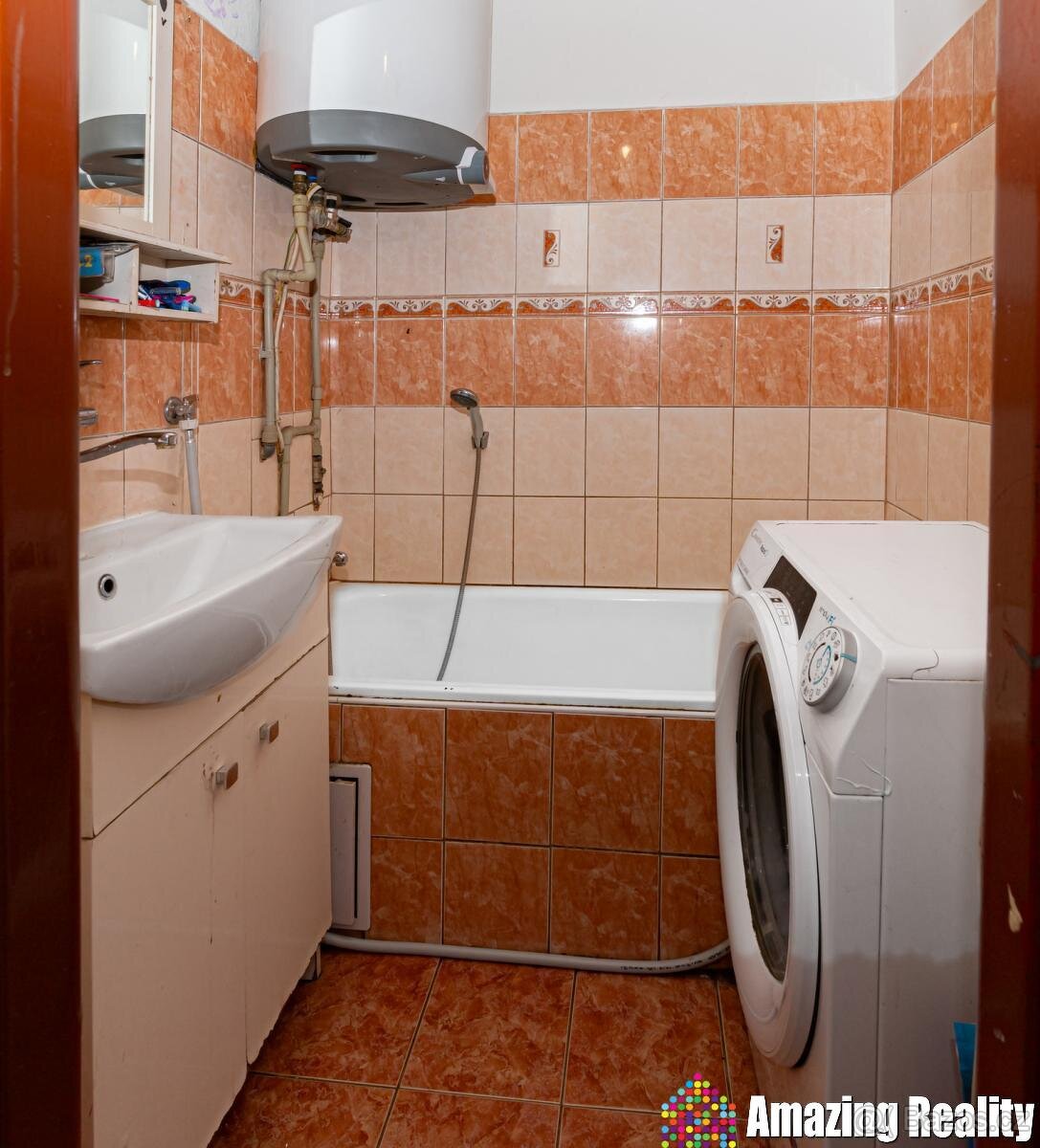 Prodej zděného bytu s garáží a balkonem, v obci Mileč - 8