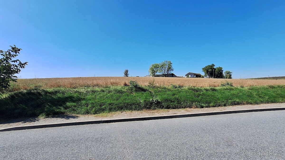 Stavební pozemek se sítěmi A8-Hrušovany u Brna- 1062 m2 - 8