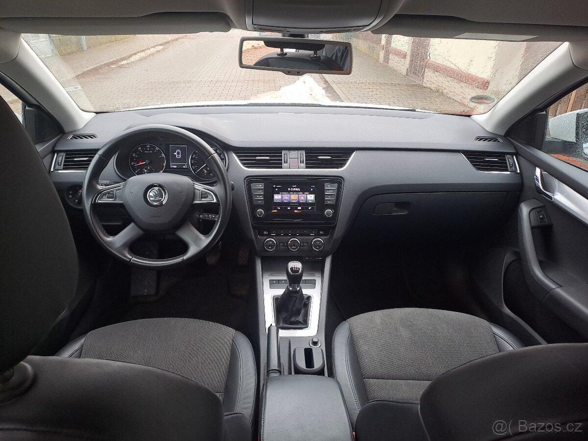 Škoda Octavia 1.2TSi ELEGANCE, XE, NAVI, polokůže - 8