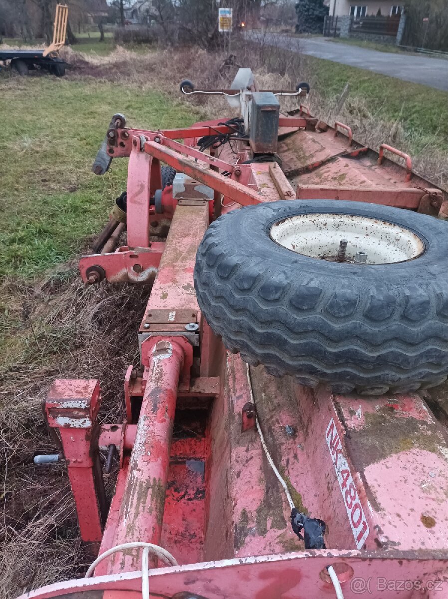 Mulčovač Kuhn NK 4801 - 8