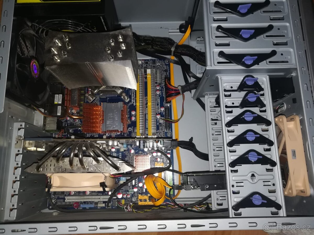 Starší PC sestava - 8