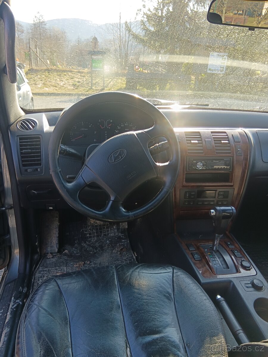 Hyundai Terracan - 8