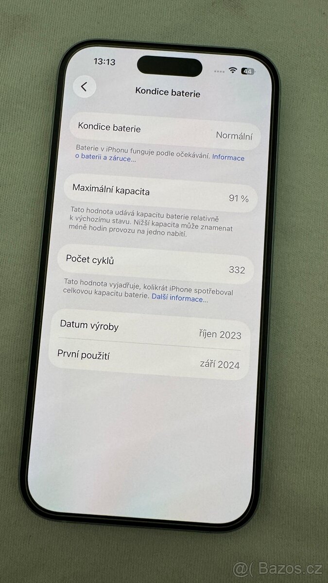 iPhone 15 / 256GB - Green - 8