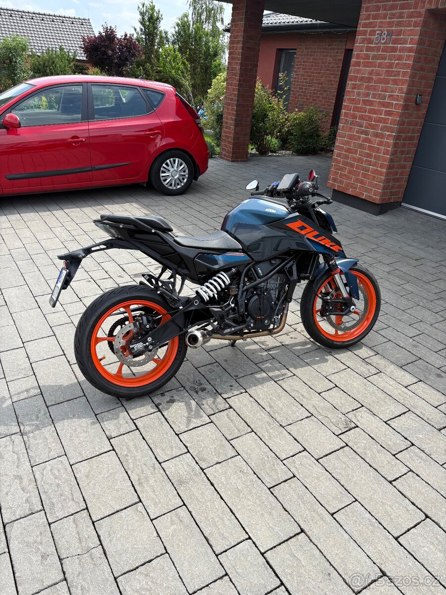 KTM Duke 125 - 8