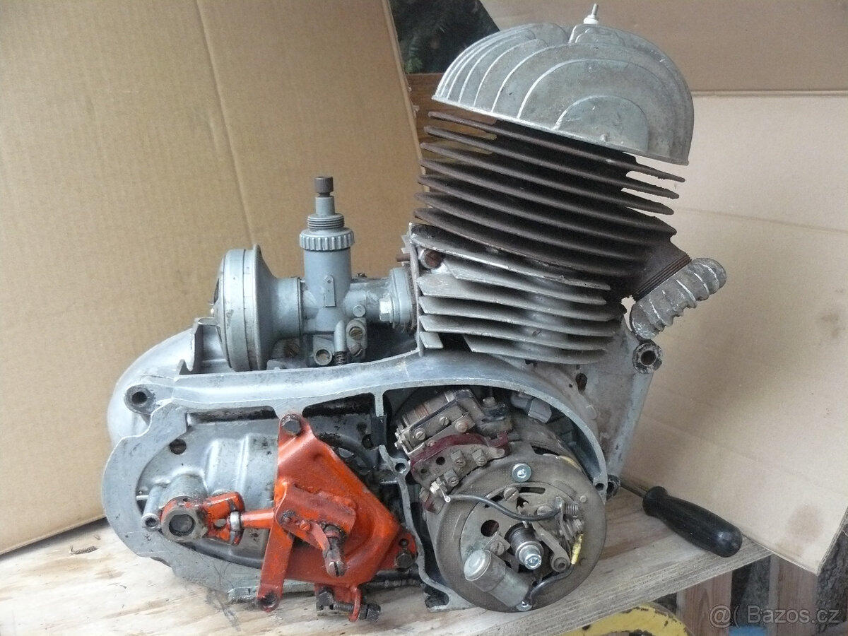 motor Jawa - Čz 175 - 8