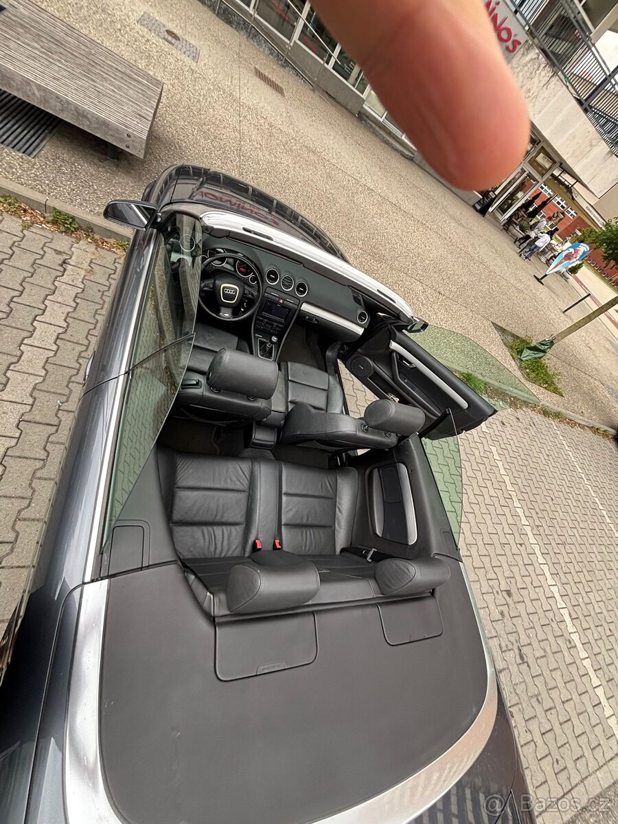Audi A4 Cabriolet 2.0 TDi - 8